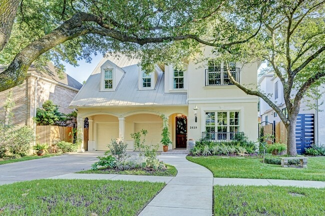 property at 2629 University Blvd