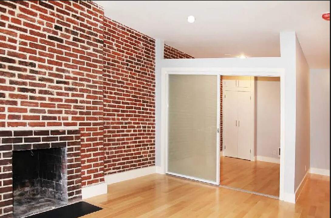 938 1st Ave in New York, NY - Foto de edificio
