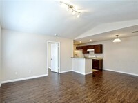 12302 Alderbrook Dr in Austin, TX - Building Photo - Building Photo