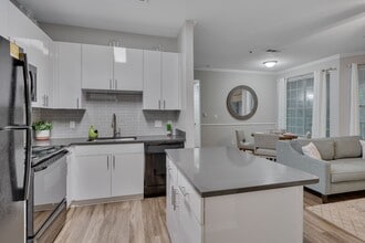 ARIUM Cary Park in Cary, NC - Foto de edificio - Building Photo