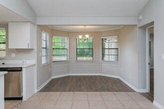 7746 Deer Foot Dr in New Port Richey, FL - Foto de edificio - Building Photo