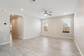 17117 Gibbons Path in Pflugerville, TX - Building Photo - Building Photo