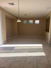 2640 Spruce Creek Dr in Las Vegas, NV - Building Photo - Building Photo