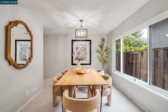 4695 S Larwin Ave in Concord, CA - Building Photo - Building Photo