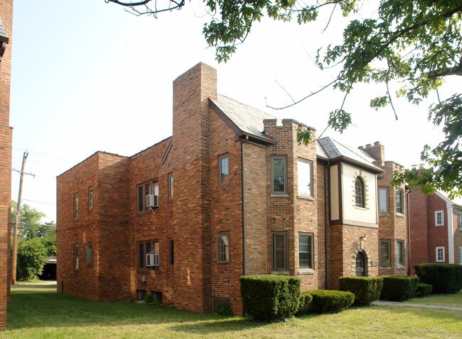 1720 King Ave in Columbus, OH - Foto de edificio - Building Photo