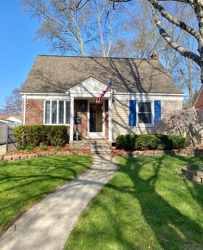 2915 N Connecticut Ave in Royal Oak, MI - Building Photo - Building Photo