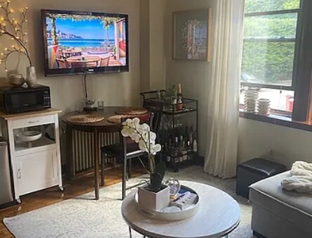 112 Queensberry St, Unit 44 in Boston, MA - Building Photo - Building Photo