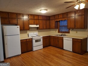 112 Vincent Ave in Stockbridge, GA - Building Photo - Building Photo