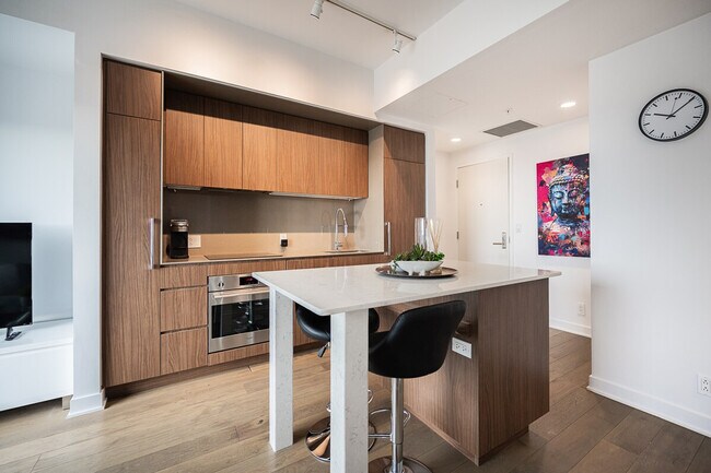 955 Rue Lucien-L'Allier in Montréal, QC - Building Photo - Building Photo