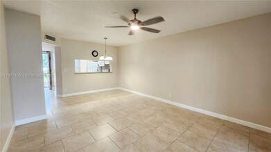 2562 NW 89th Dr in Coral Springs, FL - Building Photo - Building Photo