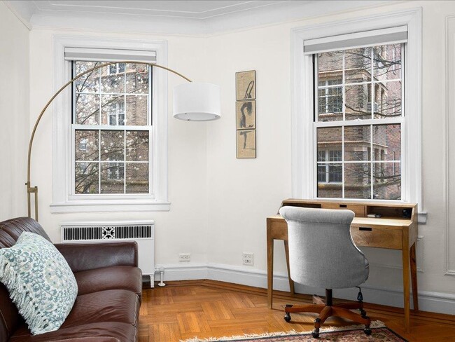 property at 14 N Chatsworth Ave