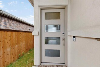 1204 Purple Martin Dr in Pflugerville, TX - Building Photo - Building Photo