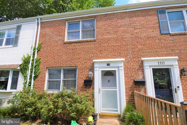 108 E Rosemont Ave in Alexandria, VA - Building Photo - Building Photo