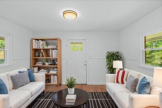 407 Christopher Dr in Burlington, NC - Foto de edificio - Building Photo