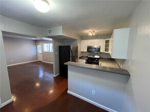 610 Franklin Blvd in Austin, TX - Building Photo - Building Photo