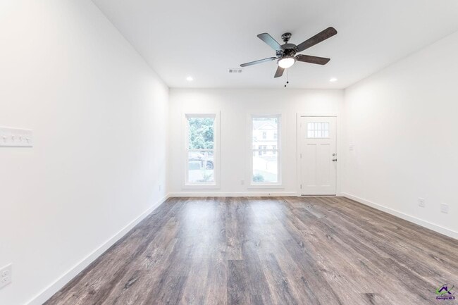 100 Leisure Pointe Rd in Warner Robins, GA - Building Photo - Building Photo