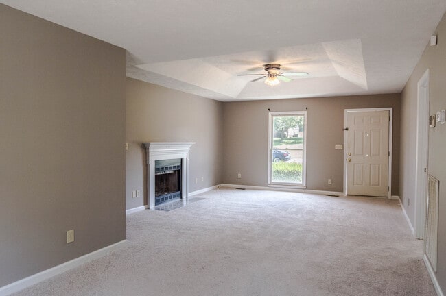 3416 Clearwater Dr in Clarksville, TN - Building Photo - Building Photo