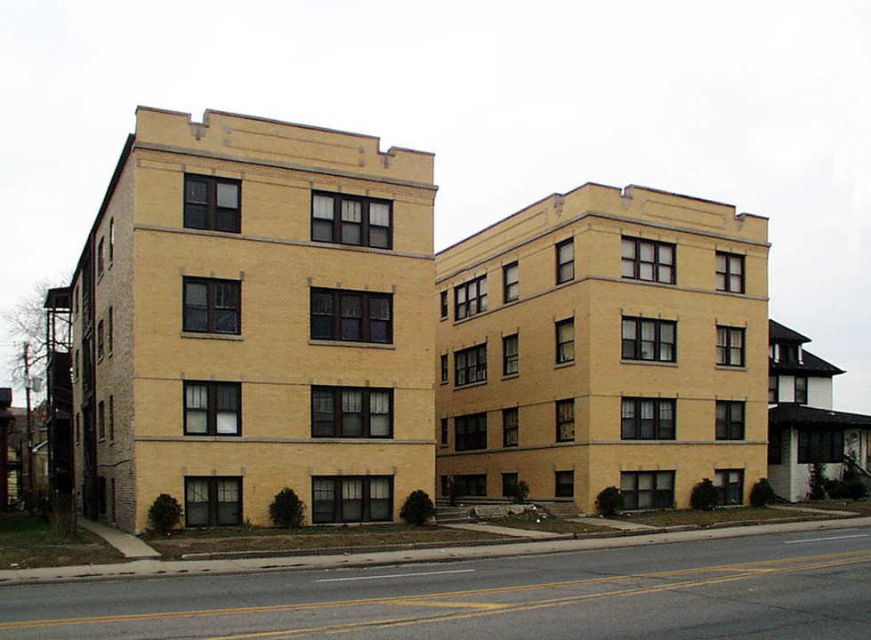 1010-1014 S 1st Ave in Maywood, IL - Building Photo