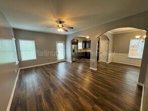 5745 Woodside Crossing in Stonecrest, GA - Building Photo - Building Photo