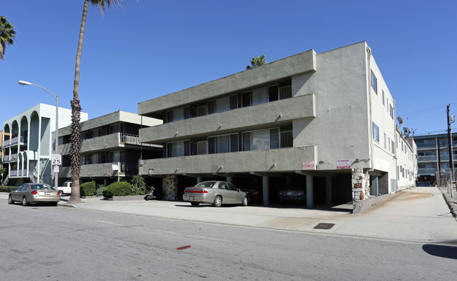 3430-3440 Elm Ave in Long Beach, CA - Building Photo - Building Photo