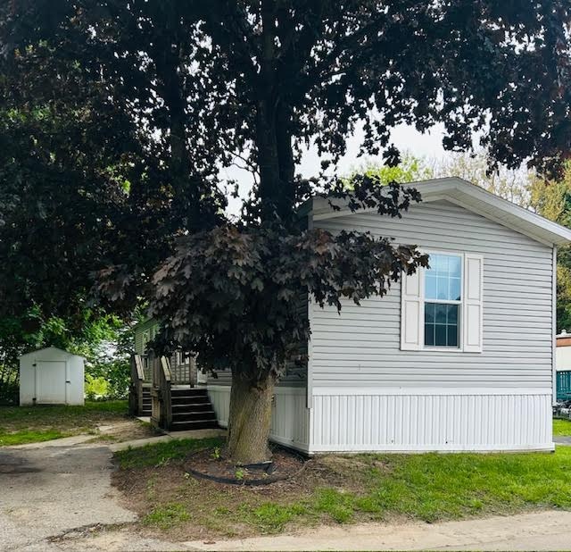 property at 4 Dunlap Cir