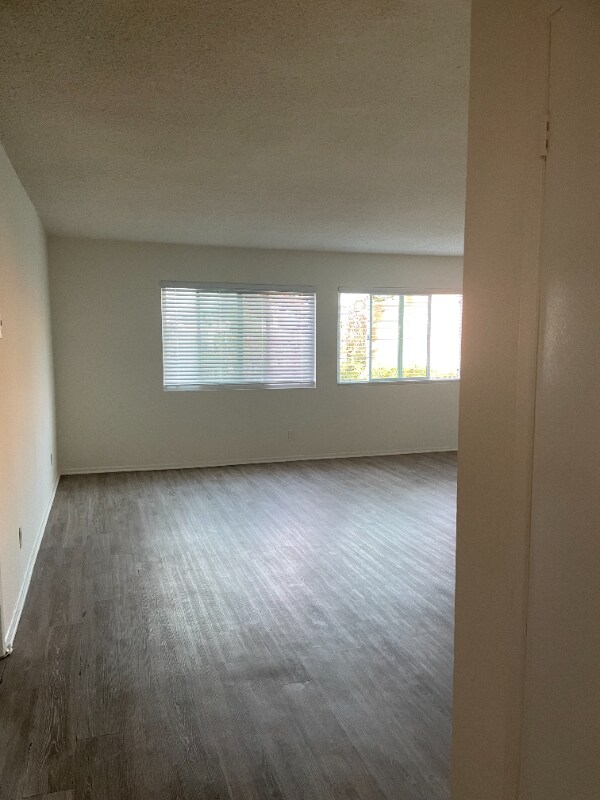 946 Arapahoe St-Unit -307 in Los Angeles, CA - Building Photo - Building Photo