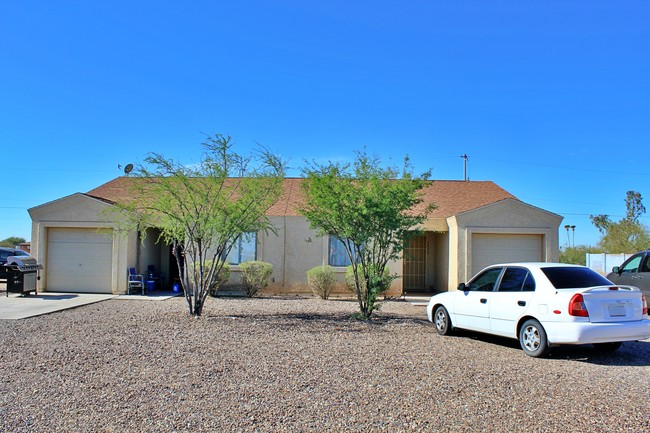 3930 N Montgomery Cir in Eloy, AZ - Building Photo - Building Photo