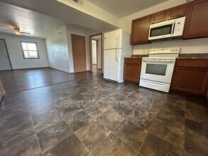 330 E 4th St in Maryville, MO - Building Photo - Building Photo