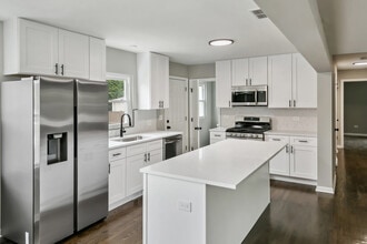 4737 Belmont Rd in Downers Grove, IL - Building Photo - Building Photo