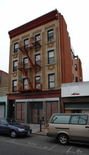 137 S Fourth Ave in Mount Vernon, NY - Building Photo - Building Photo