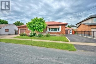 6299 Murray St in Niagara Falls, ON - Building Photo