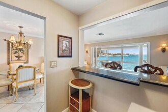 400 Wilma Cir in West Palm Beach, FL - Building Photo - Building Photo