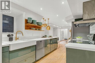 58 Fern Ave in Toronto, ON - Building Photo - Building Photo