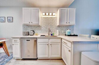 2621 Lagoon Knoll Dr in Panama City, FL - Building Photo - Building Photo