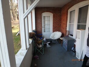 35 West University in Alfred, NY - Building Photo - Building Photo
