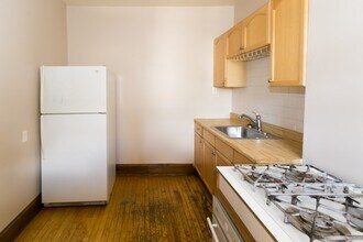 5940 N Broadway in Chicago, IL - Building Photo - Building Photo