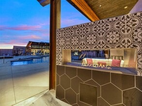 The Premiere at Eastmark in Mesa, AZ - Foto de edificio - Building Photo