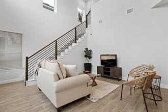 235 Kings Pne Dr in Dripping Springs, TX - Building Photo - Building Photo