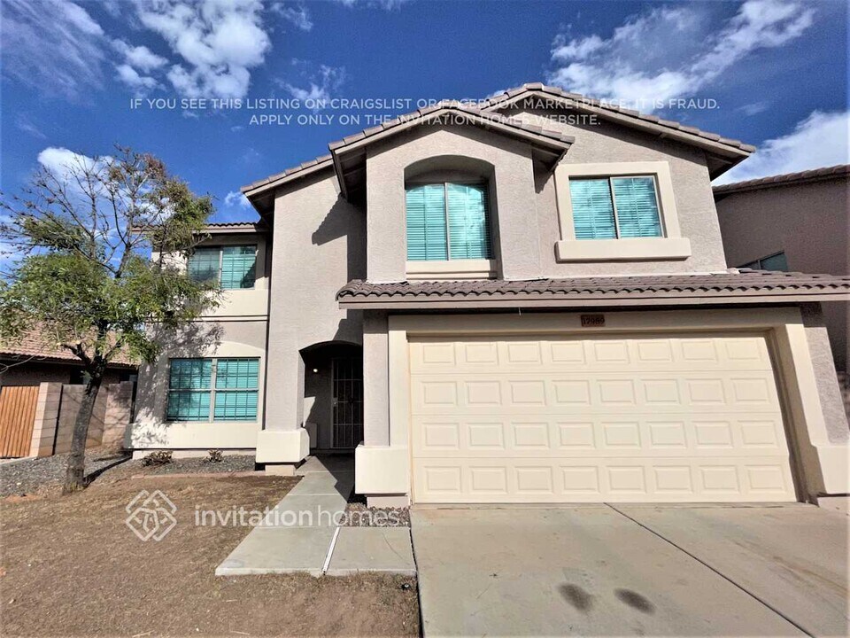 17989 N 89th Ln in Peoria, AZ - Building Photo