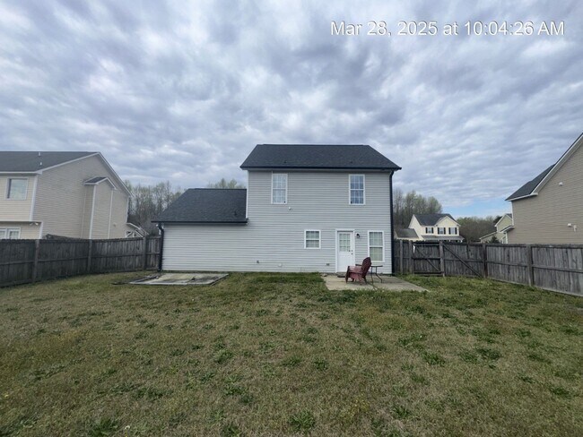 215 Cape Fear Rd in Raeford, NC - Building Photo - Building Photo