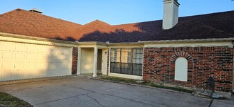 1509 Huntington Dr in Mesquite, TX - Building Photo