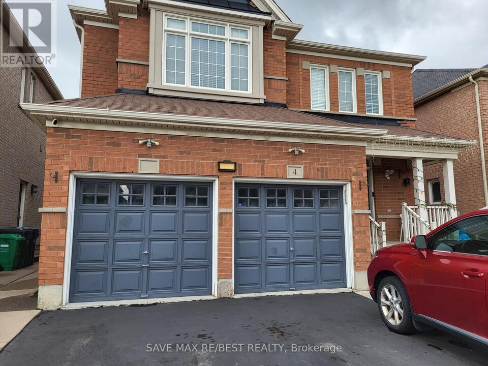 4 Singletree Rd in Brampton, ON - Building Photo