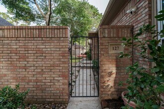 127 S Copperknoll Cir in Spring, TX - Building Photo - Building Photo