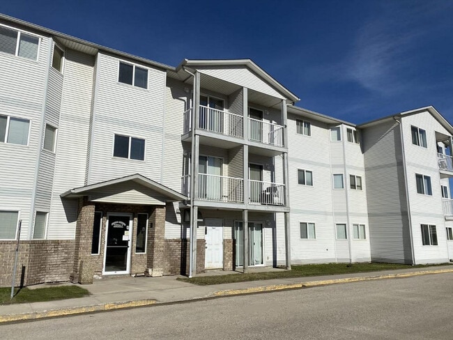 Northgate Apartments in Grande Prairie, AB - Building Photo - Building Photo