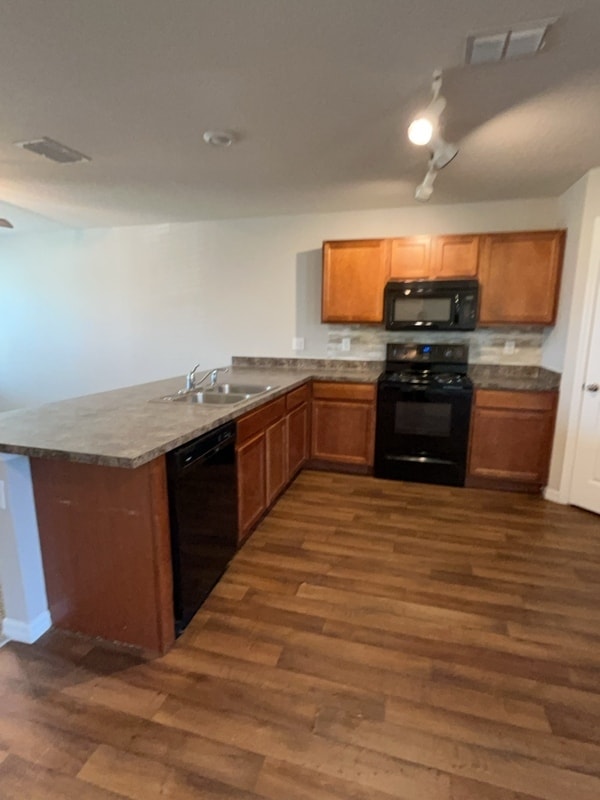 317 Fern Ct in Poinciana, FL - Building Photo - Building Photo