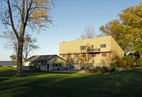 Building Photo - SFR Apartments in Sheffield Lake, Ohio