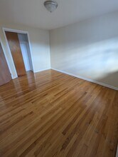 101 Webb St, Unit 4 in Hamden, CT - Building Photo - Building Photo
