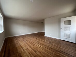 8117 Langdon St in Philadelphia, PA - Building Photo - Building Photo