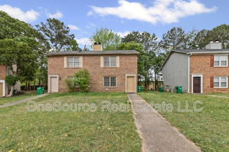 5301 Stonebush Terrace in Stone Mountain, GA - Building Photo - Building Photo