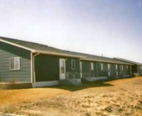 130-160 Juniper St in Winner, SD - Building Photo